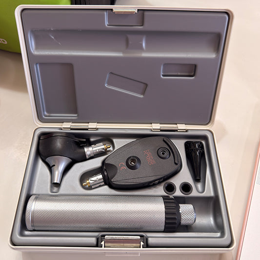 Heine 180 Otoscope Diagnostic Set