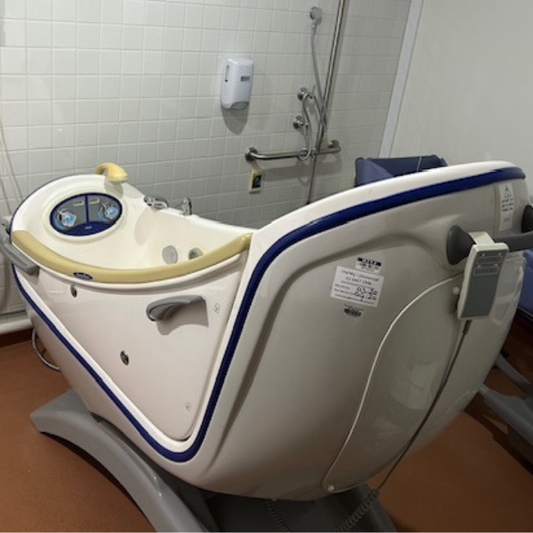 >> Arjo Parker 420 Bath - East Melbourne VIC