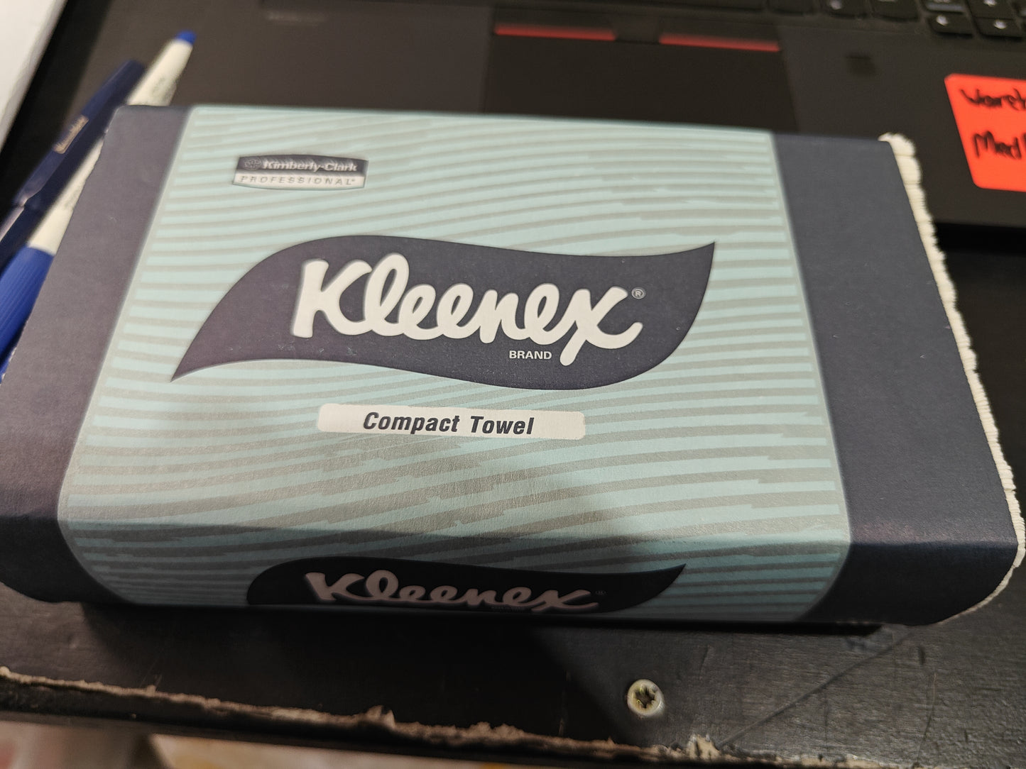 Compact Hand Paper Towel