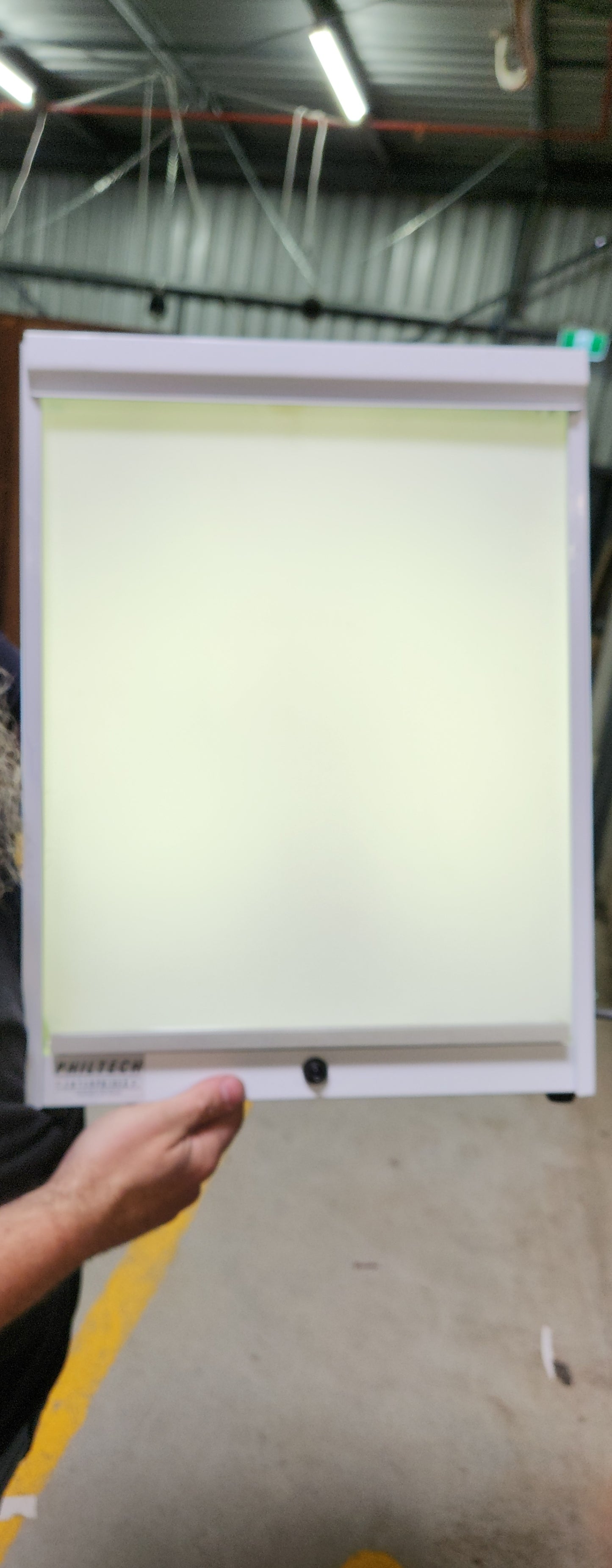 >> URGENT GIVEAWAY - X-Ray Lightbox