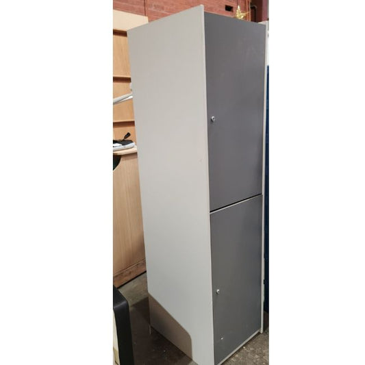 >> URGENT GIVEAWAY - Storage Locker