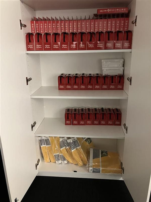 >>  32 First Aid Kits and 24 Fire blankets